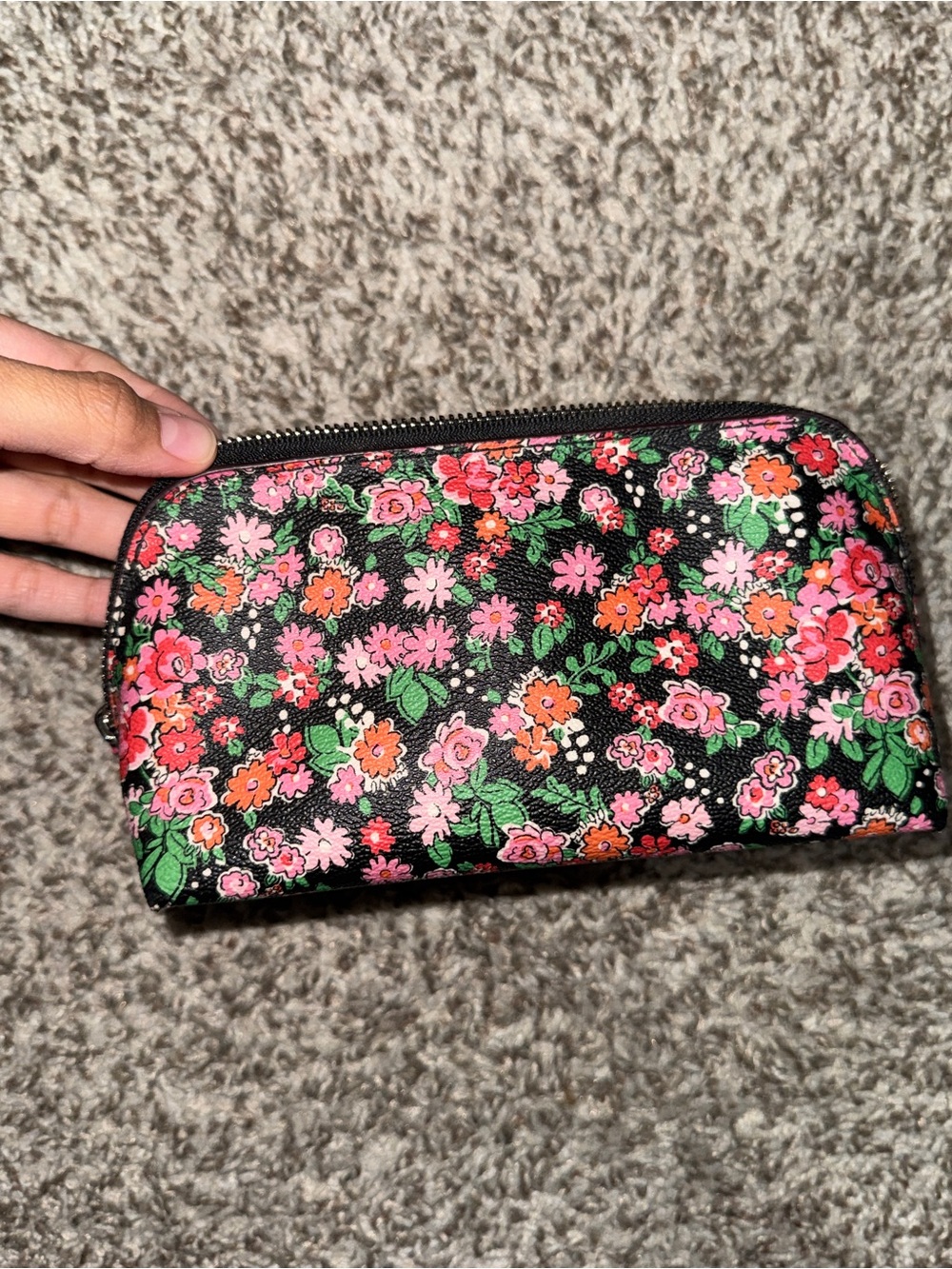 coach pouch